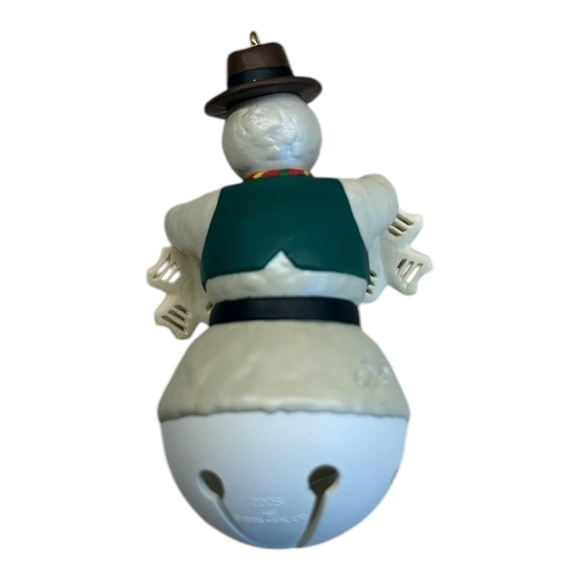 Hallmark Ornament Dad Snowbell Family Snowman Bell Porcelain 2005 QXG4672 - Picture 2 of 6